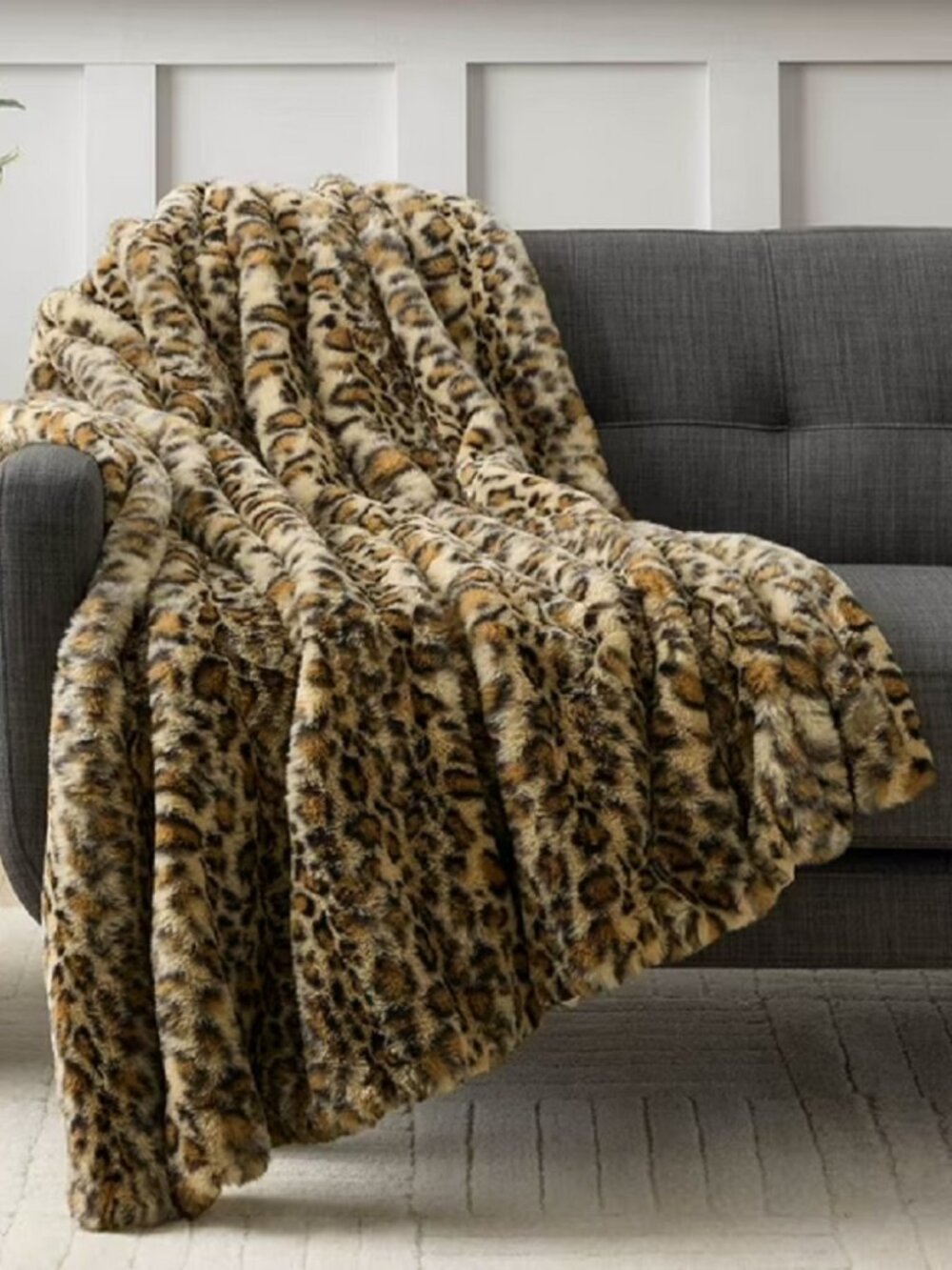 Member's Mark Leopard Hotel Premier Collection Luxury Faux Fur Throw, 60"x70"